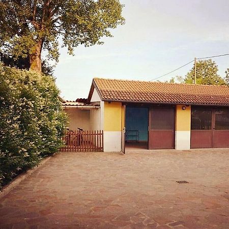 Gaietta Acomodação com café da manhã Frassineto Po Exterior foto