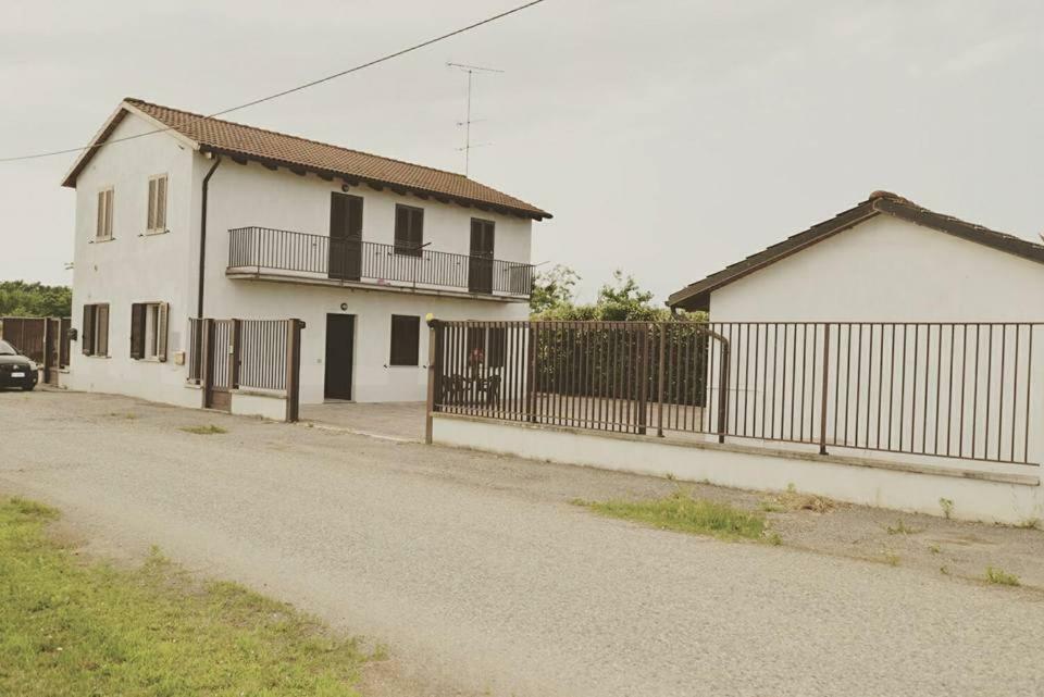 Gaietta Acomodação com café da manhã Frassineto Po Exterior foto